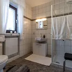 Tuffsteinquartier Am Brueckenbach شقة Weibern