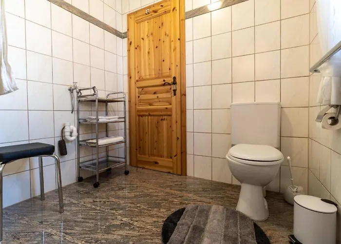 Tuffsteinquartier Am Brueckenbach * Weibern